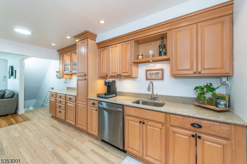 Property Photo: 35 Espy Rd 5A NJ 07006