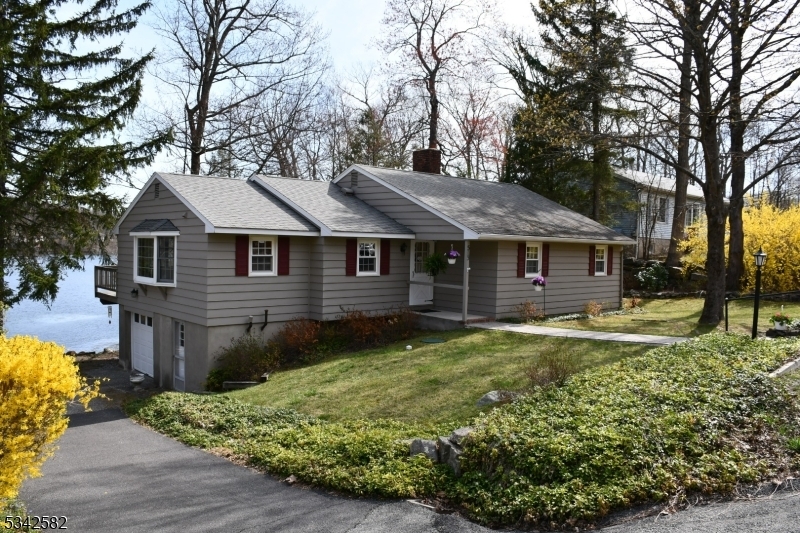 513 Upper Highland Lks Dr  Vernon Twp. NJ 07422 photo
