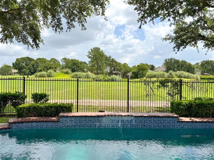 Property Photo:  2111 Blue Water Bay Drive  TX 77494 