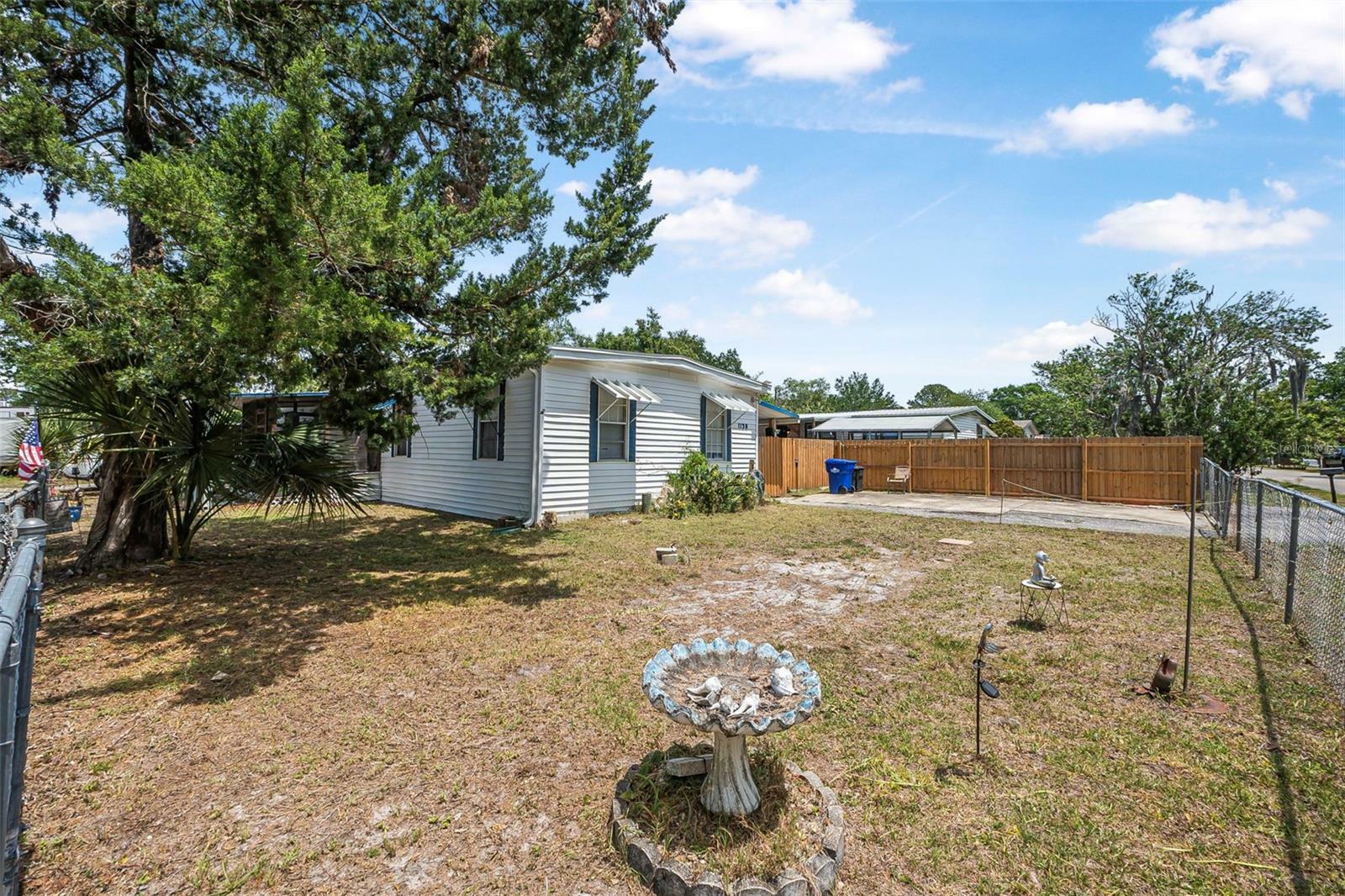 Property Photo: 1138 Avenue H FL 32174