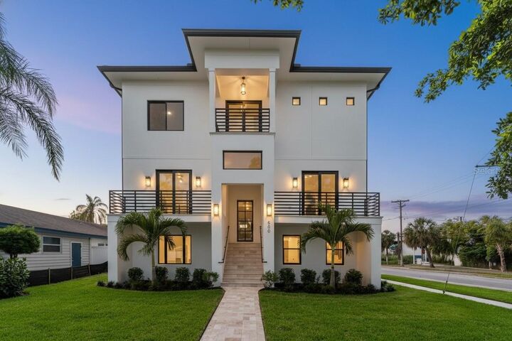 Property Photo: 500 E Davis Boulevard FL 33606