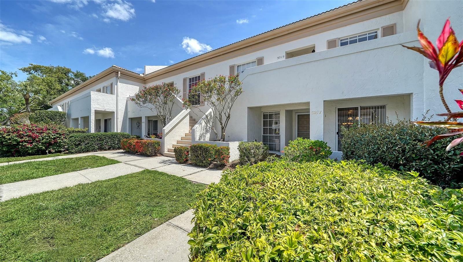 Property Photo: 5217 Wedgewood Lane 21 FL 34235