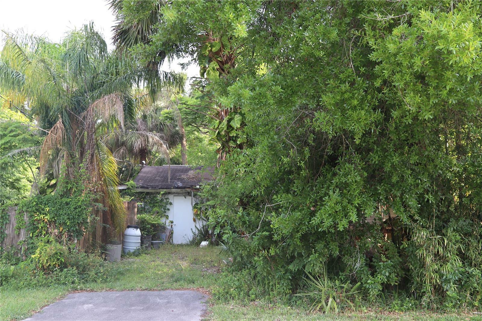 Property Photo: 110 Crowell Street FL 32127