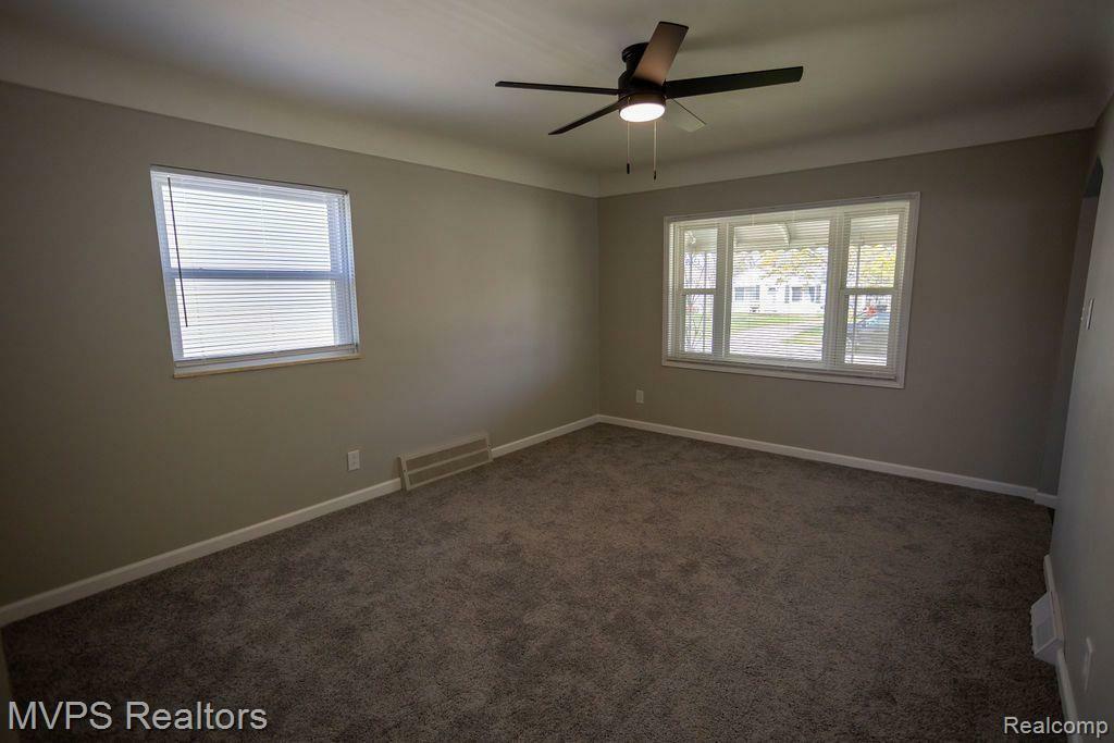 Property Photo: 28651 Melvin Street MI 48066 4214