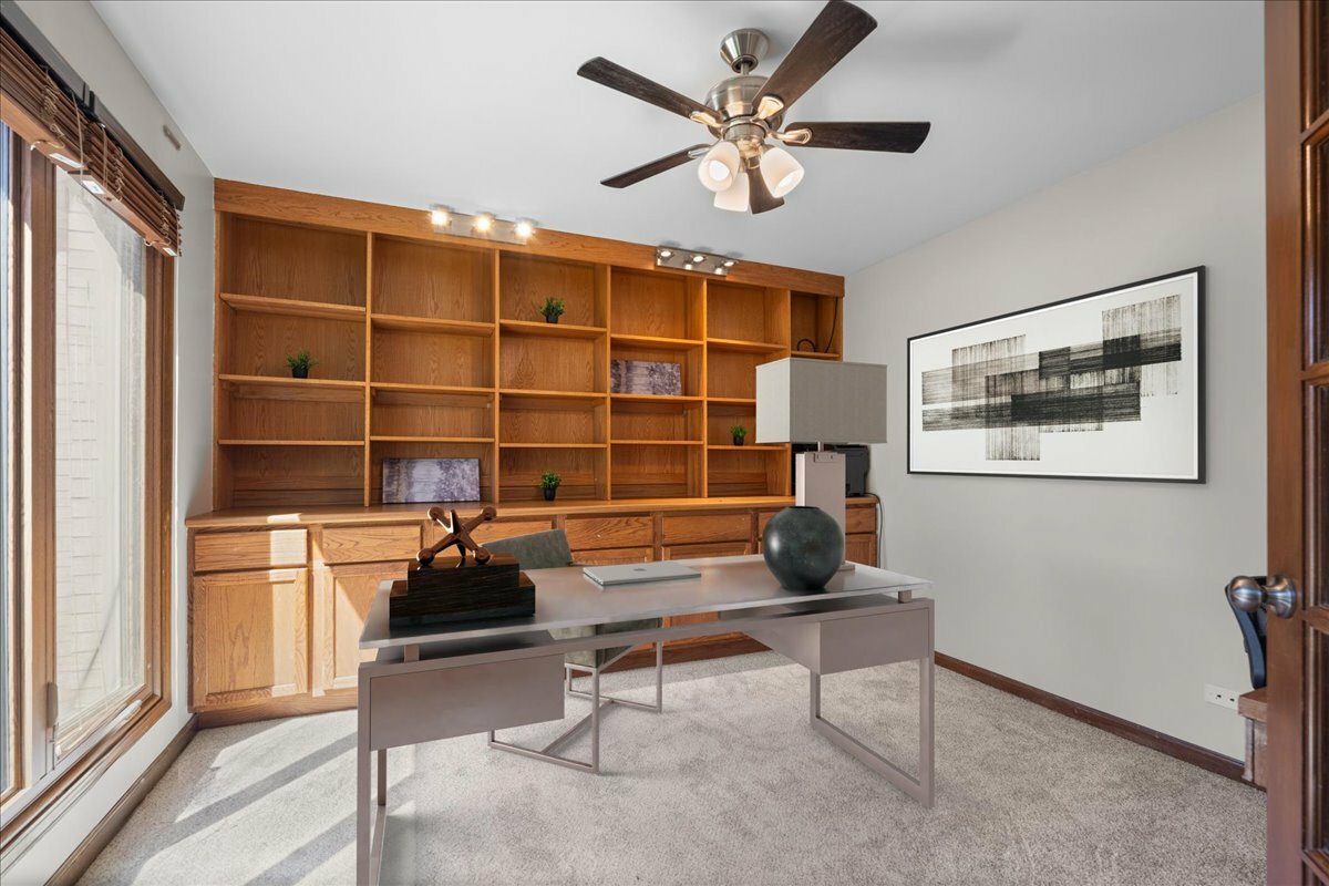 Property Photo: 931 Sanctuary Lane IL 60540
