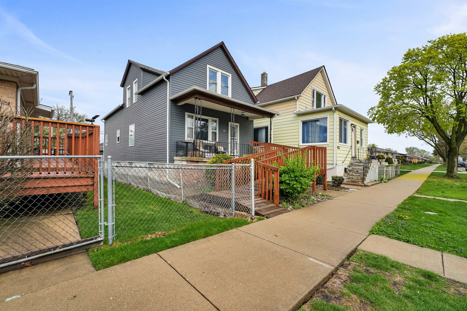 Property Photo: 13134 S Burley Avenue IL 60633