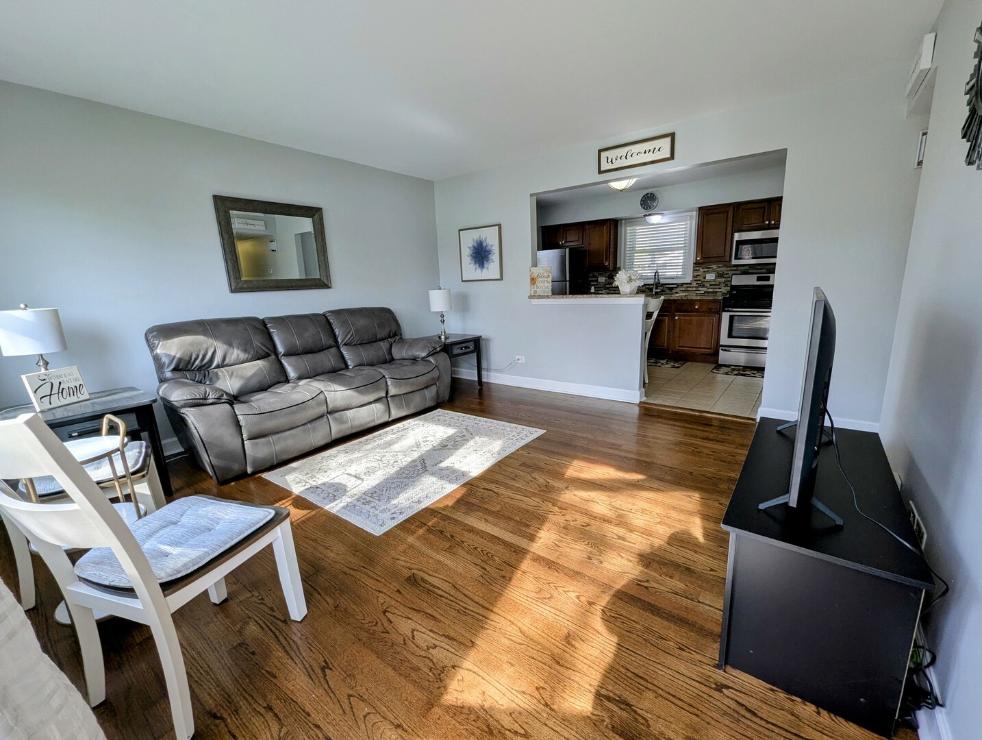 Property Photo: 11447 S Natoma Avenue IL 60482