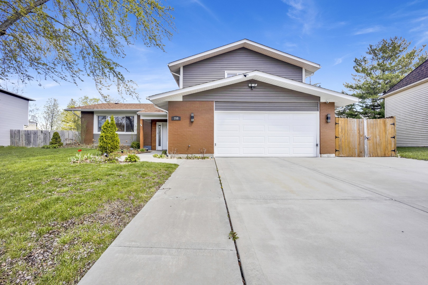 Property Photo: 358 Tarrington Way IL 60440