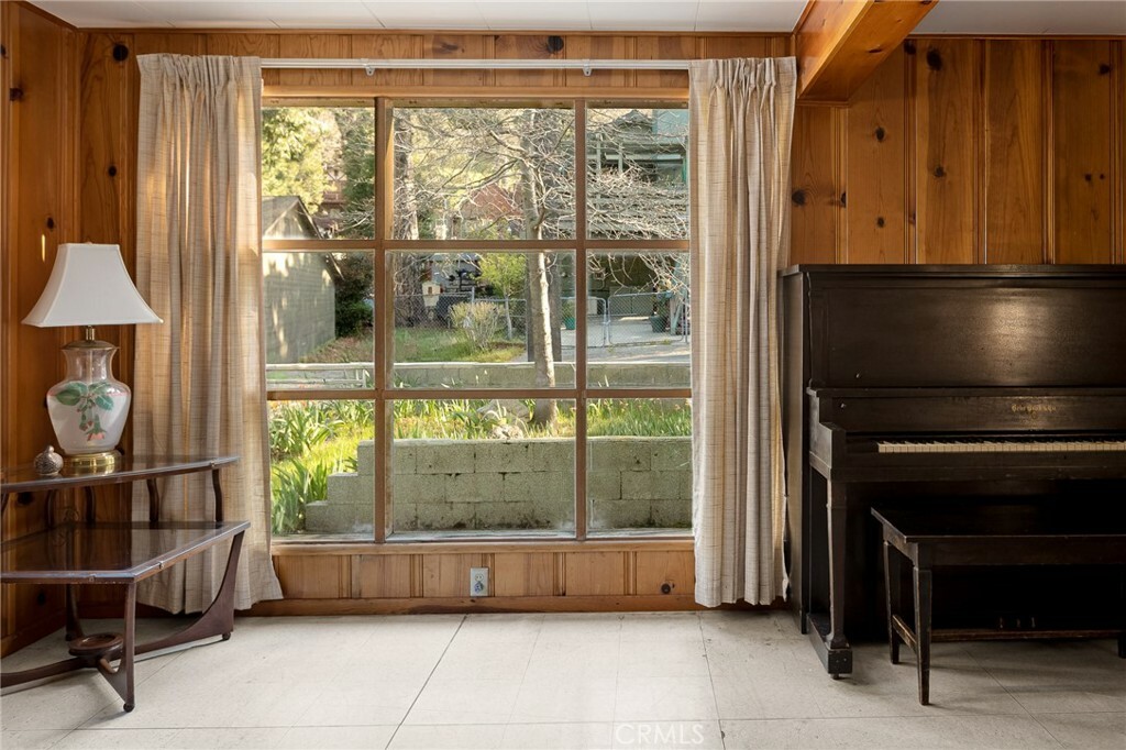 Property Photo: 23053 Pine Lane CA 92325
