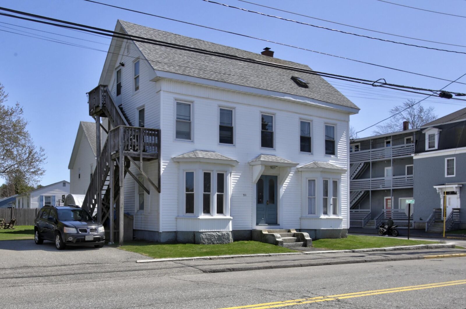 Property Photo: 211 Hill Street ME 04005