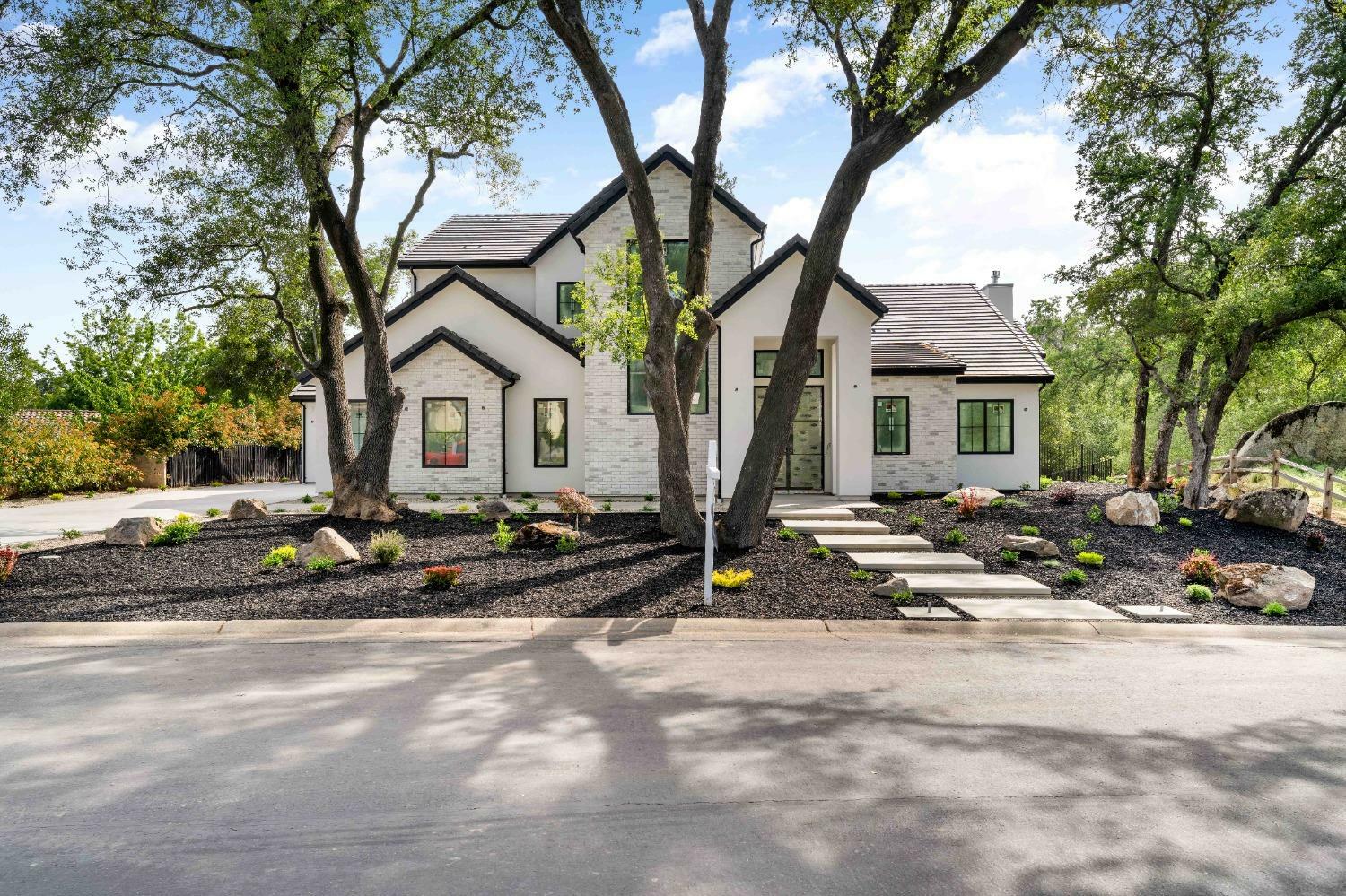 Property Photo: 5859 Granite Hills Drive CA 95746