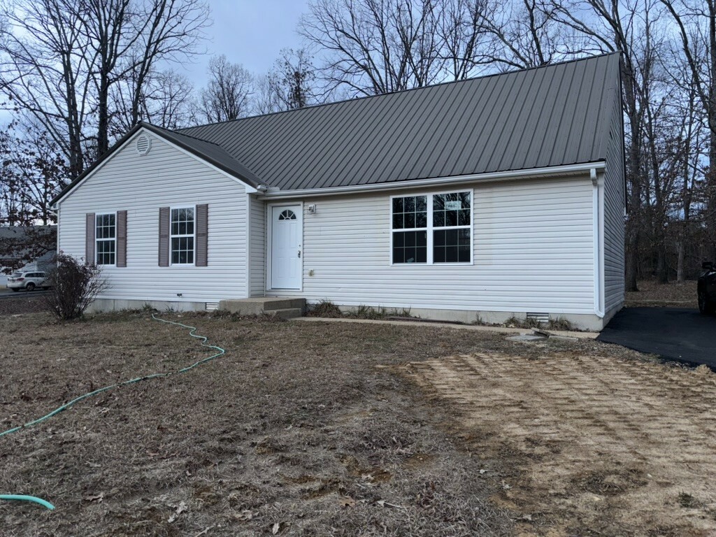 Property Photo: 9080 Redbud Ln TN 37137
