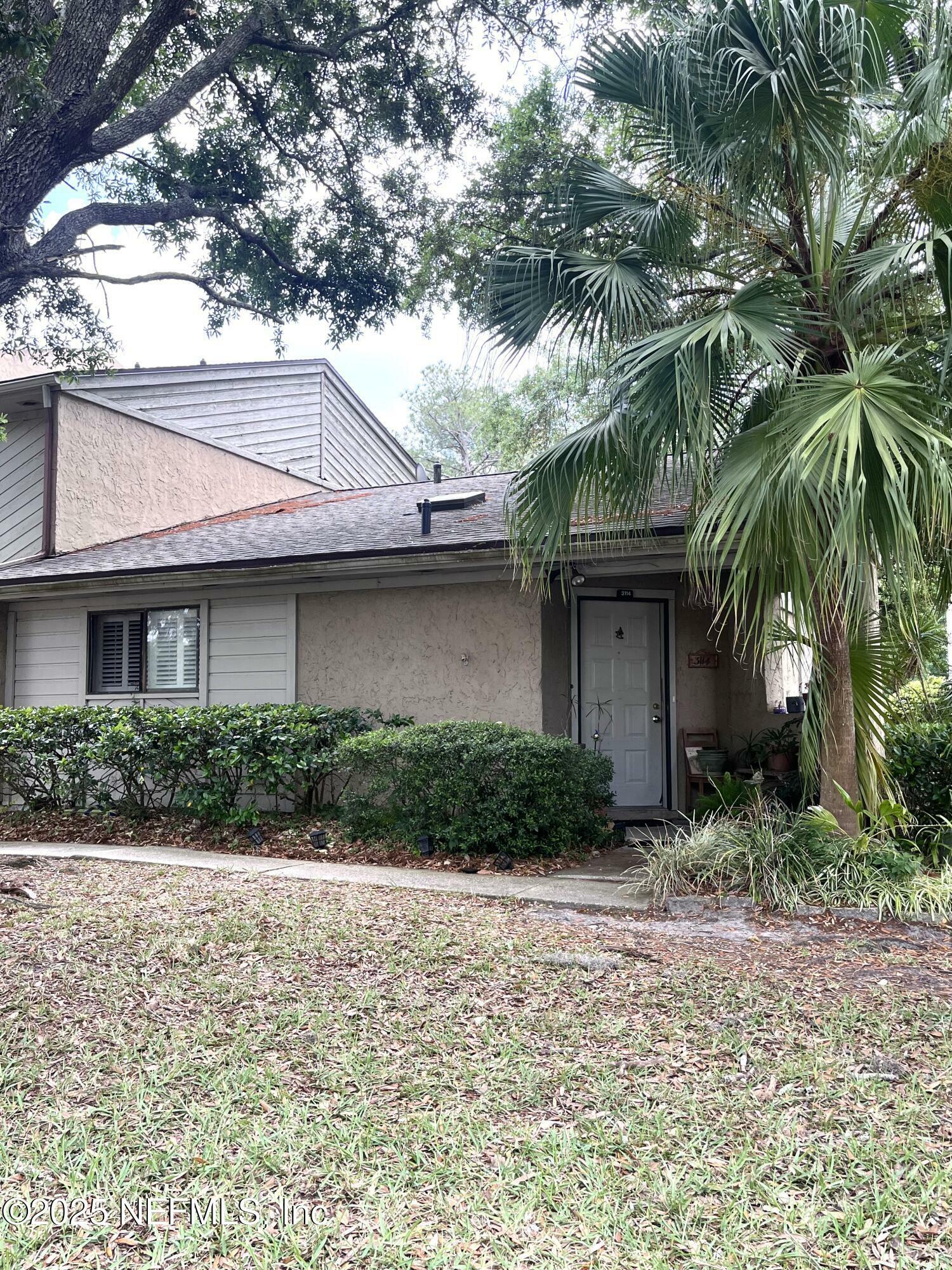 Property Photo: 3801 Crown Point Road 3114 FL 32257