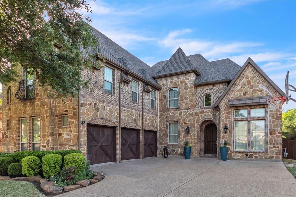 Property Photo: 3040 N Camino Lagos TX 75054