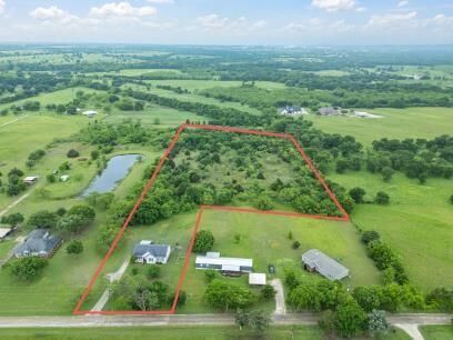 Photo de la propriété:  224 Skrivanek Road  TX 75119 