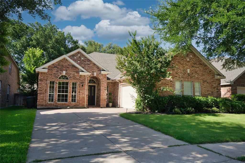 Property Photo: 2209 Graystone Court TX 76248