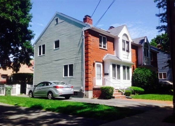 Property Photo: 10 Cozy St 10 MA 02472