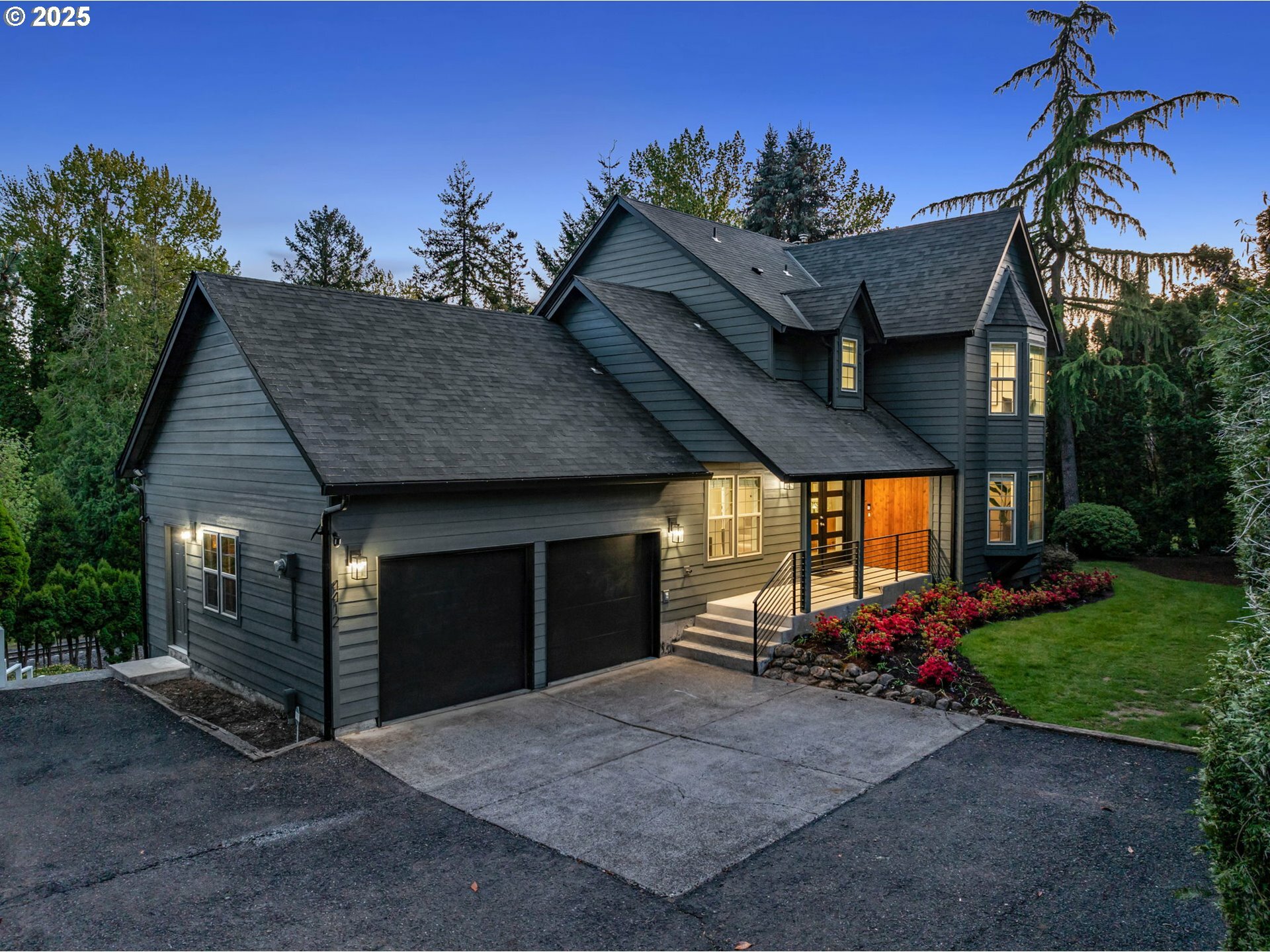 Property Photo: 4412 SE 166th Pl WA 98683