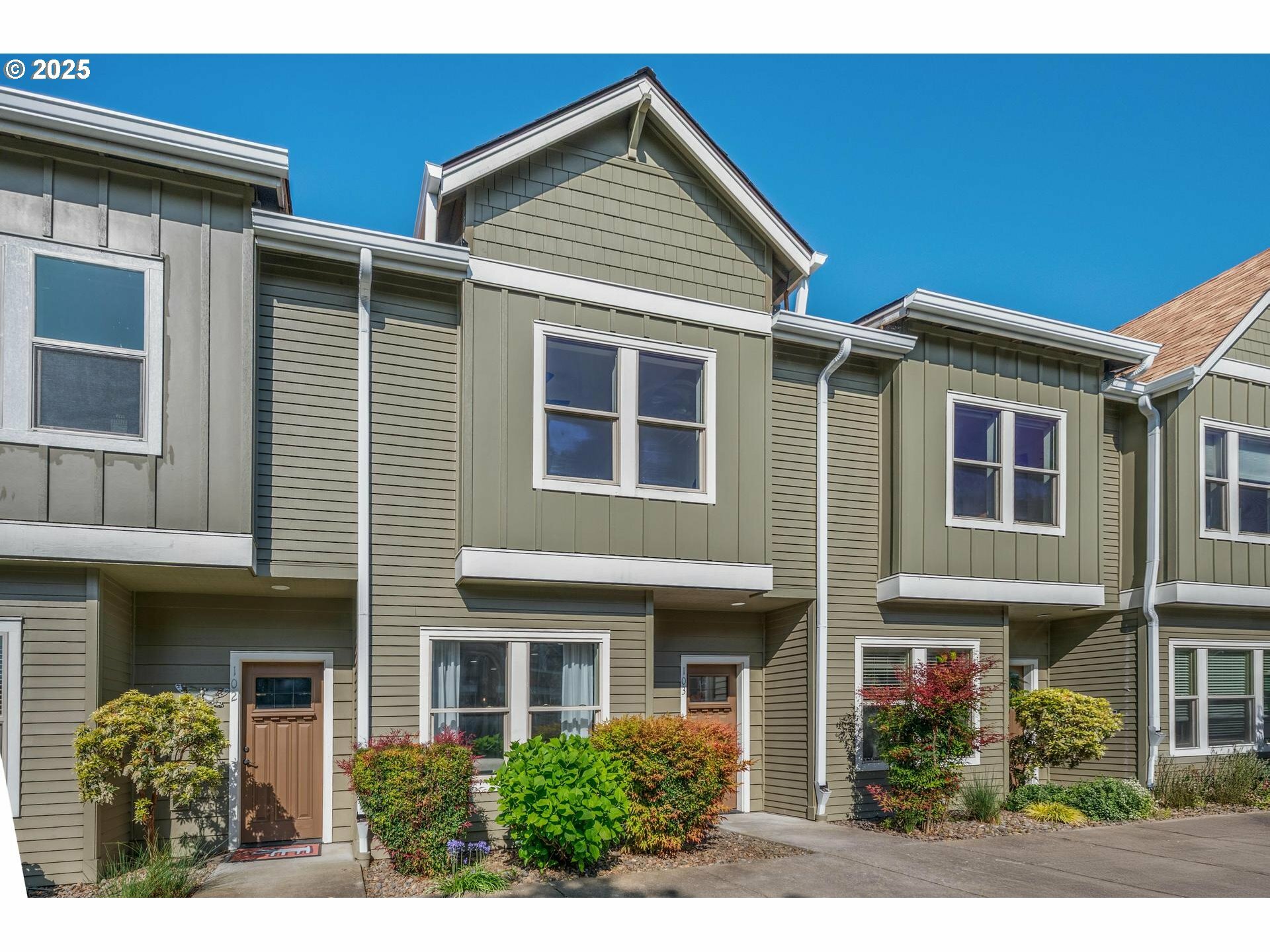 Property Photo: 4409 NE Killingsworth St 103 OR 97218