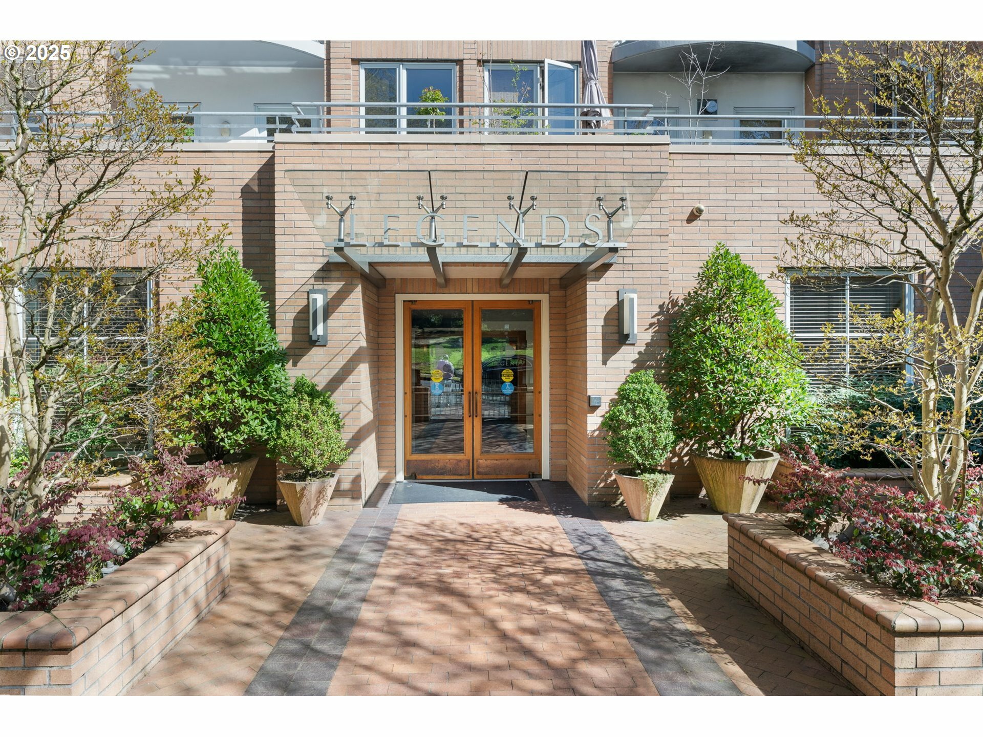 Property Photo: 1132 SW 19th Ave 809 OR 97205
