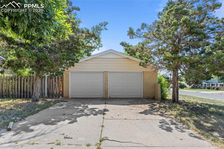 Property Photo: 2323 Marlborough Road CO 80909
