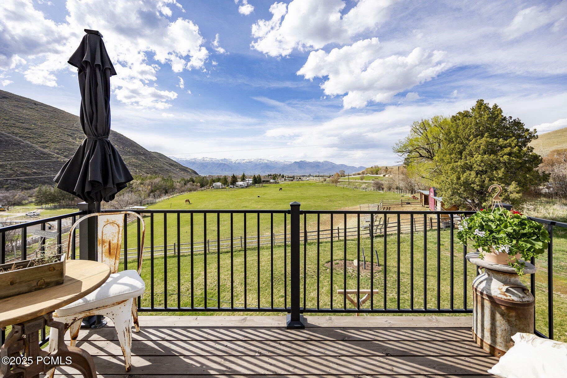 Property Photo: 4611 S Cove Lane UT 84032