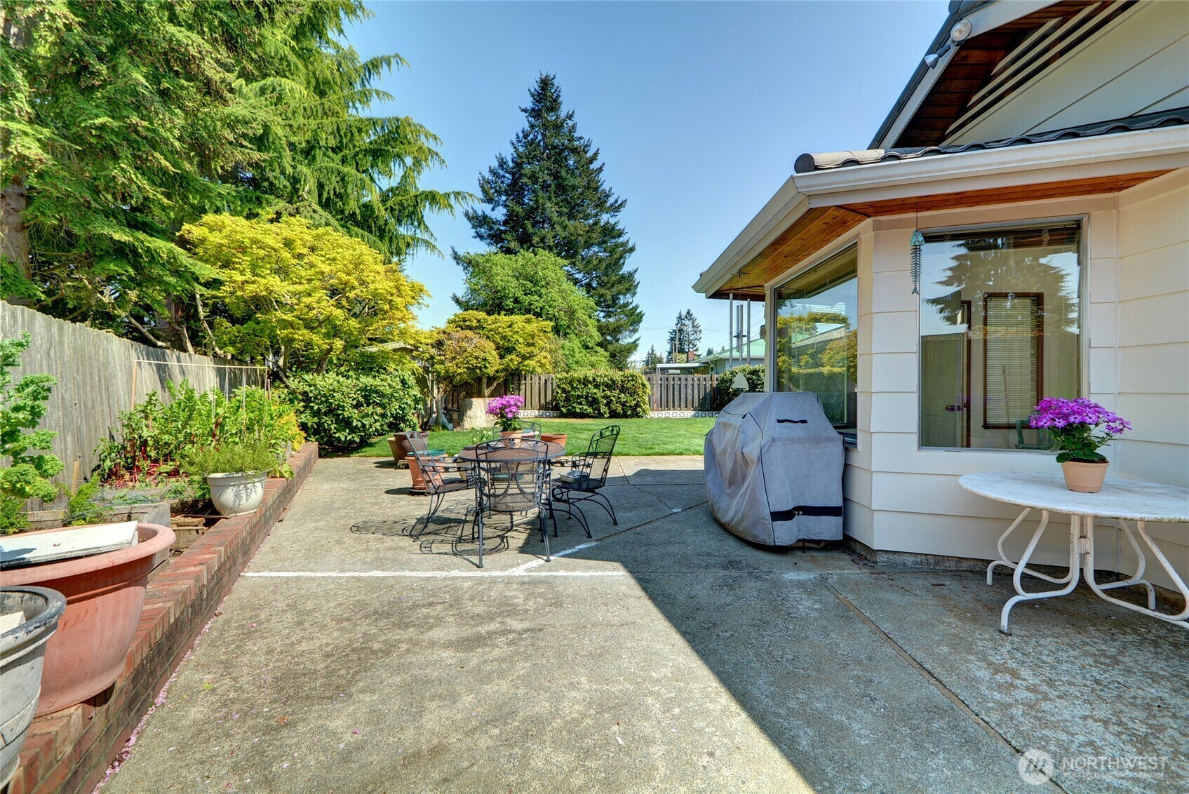 Property Photo: 1905 Grove Street WA 98270