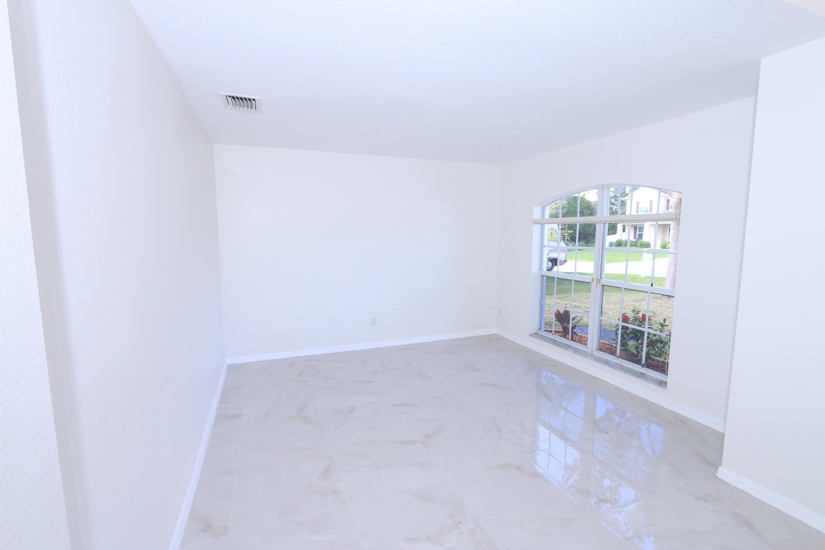 Property Photo: 518 SE Nome Drive FL 34984
