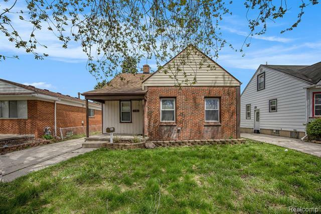 Property Photo: 1082 Ford Boulevard MI 48146