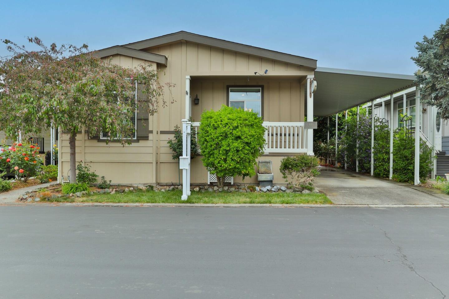 Property Photo:  63 Mulberry Court 63  CA 95037 