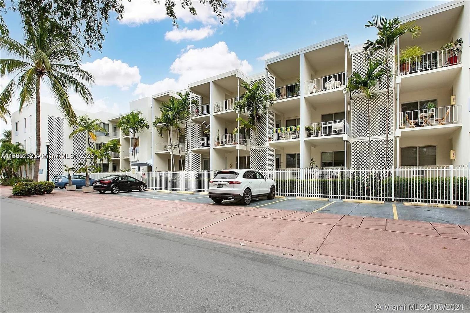 Property Photo:  641 Espanola Way 9  FL 33139 