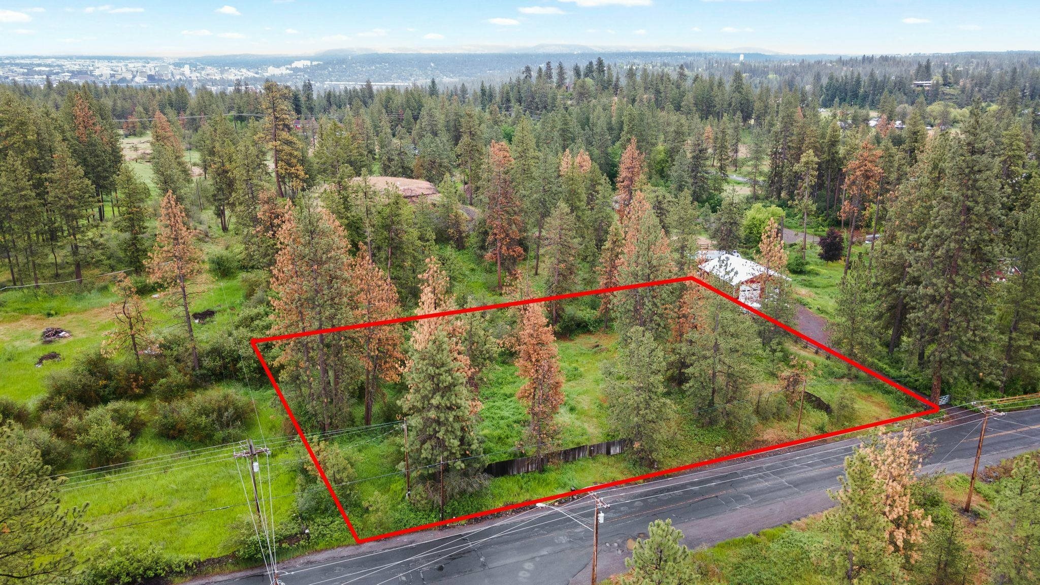 Property Photo:  1 N Grove Rd  WA 99224 