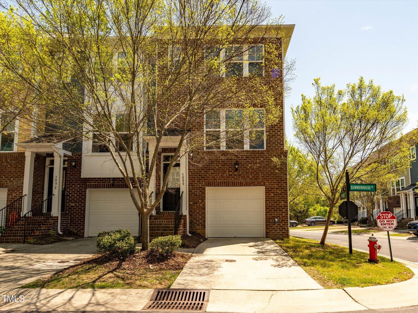 Property Photo:  3000 Summerhouse Road  NC 27519 