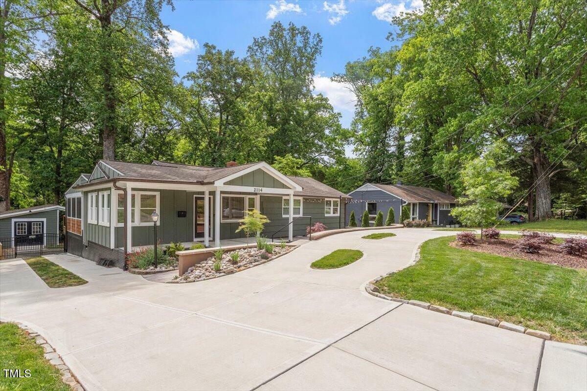 Property Photo: 2114 Woodview Drive NC 27604