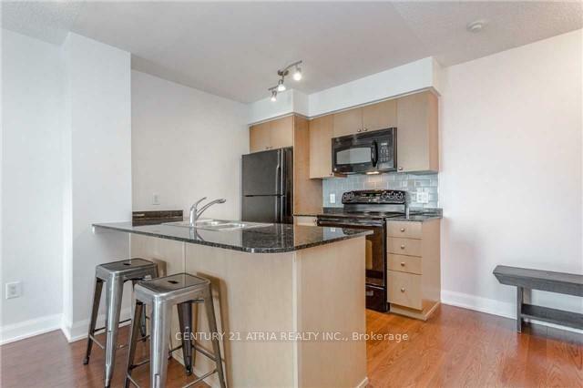 Property Photo: 2191 Yonge Street 2406 ON M4S 3H8