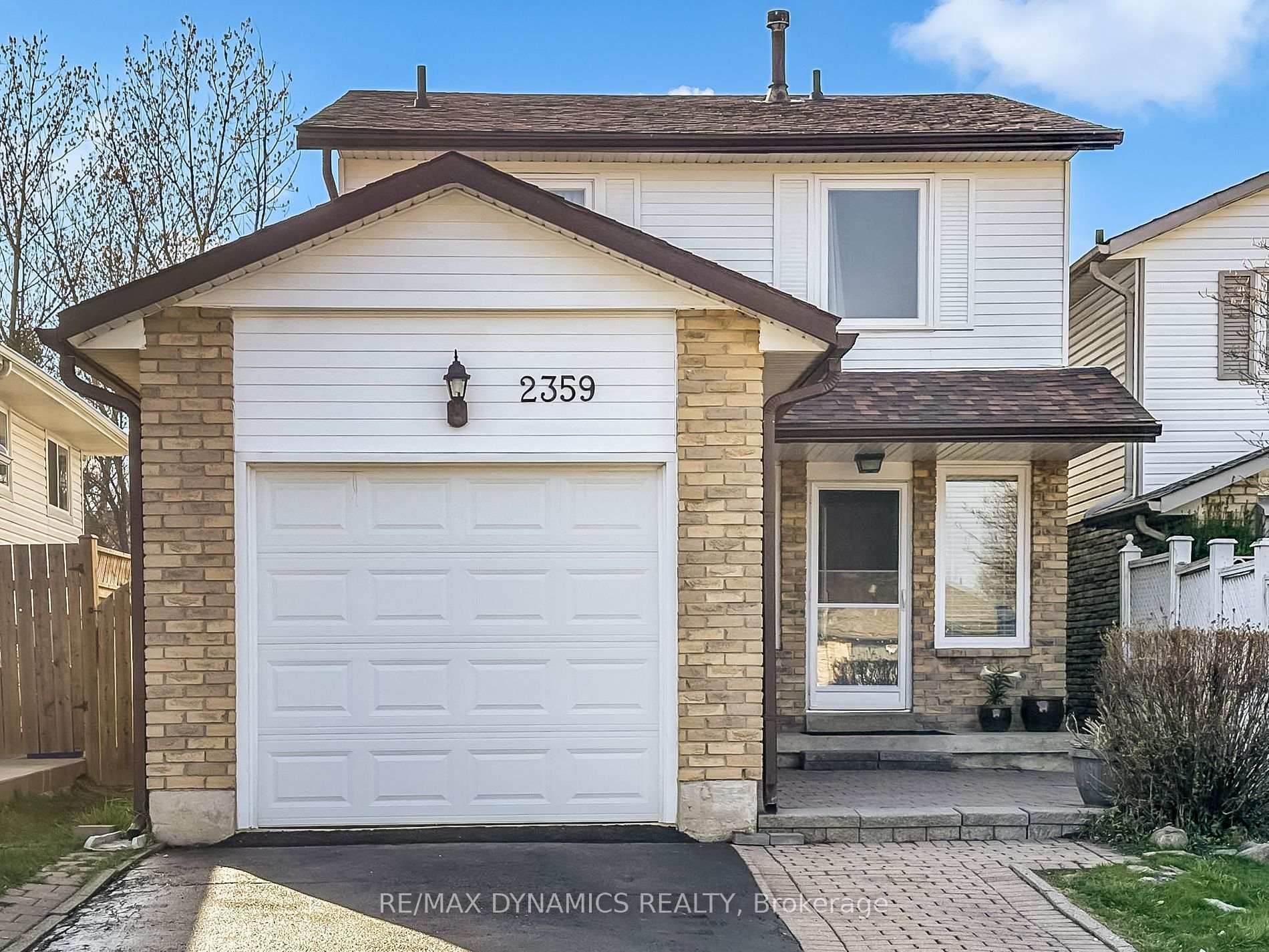 Property Photo: 2359 Malcolm Crescent ON L7P 4H1