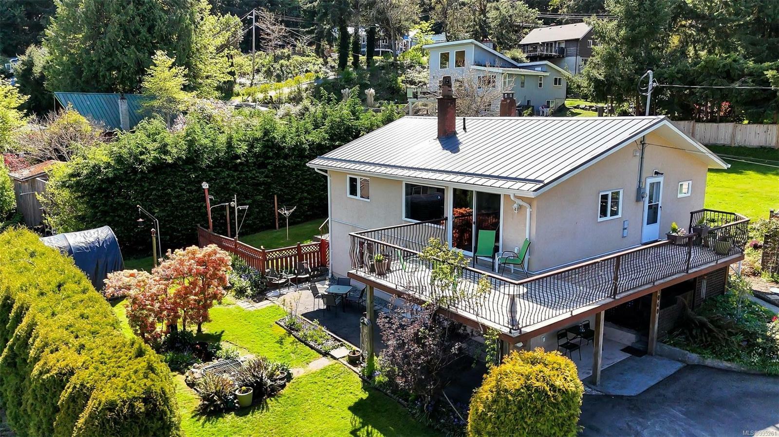 Property Photo: 1040 Maple Bay Rd BC V9L 5X1