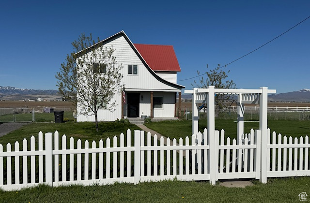 Property Photo: 895 N 800 W UT 84320