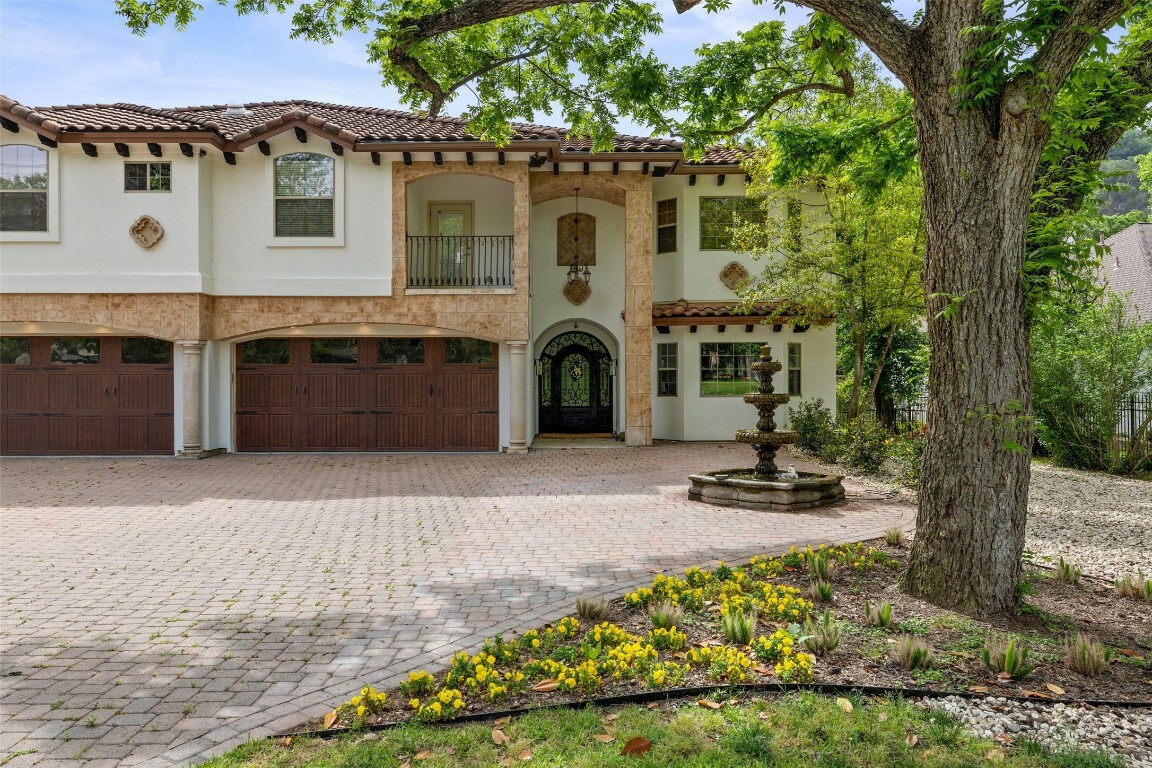 2303 Manana Street  Austin TX 78730 photo