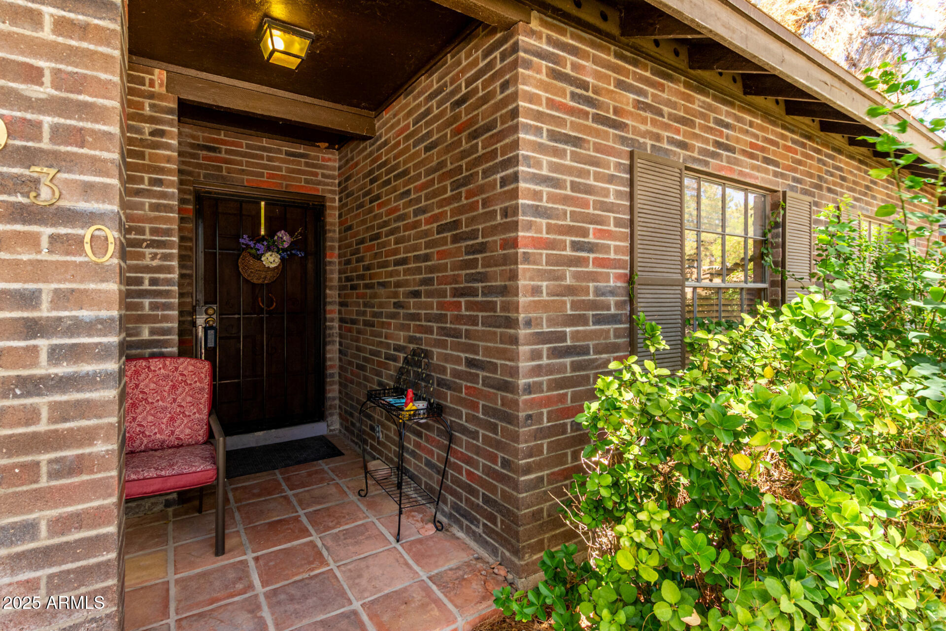 Property Photo:  930 E Page Street  AZ 85234 