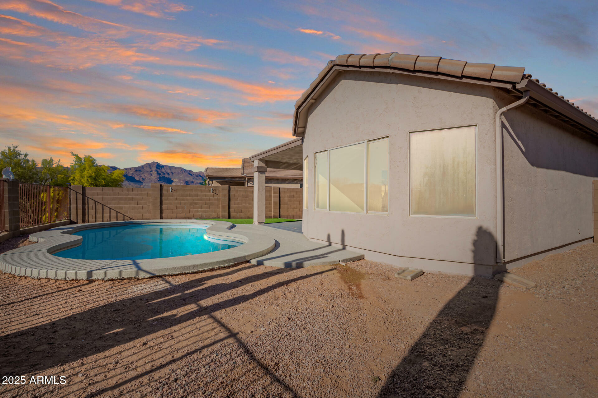 Property Photo: 10276 E Meandering Trail Lane AZ 85118