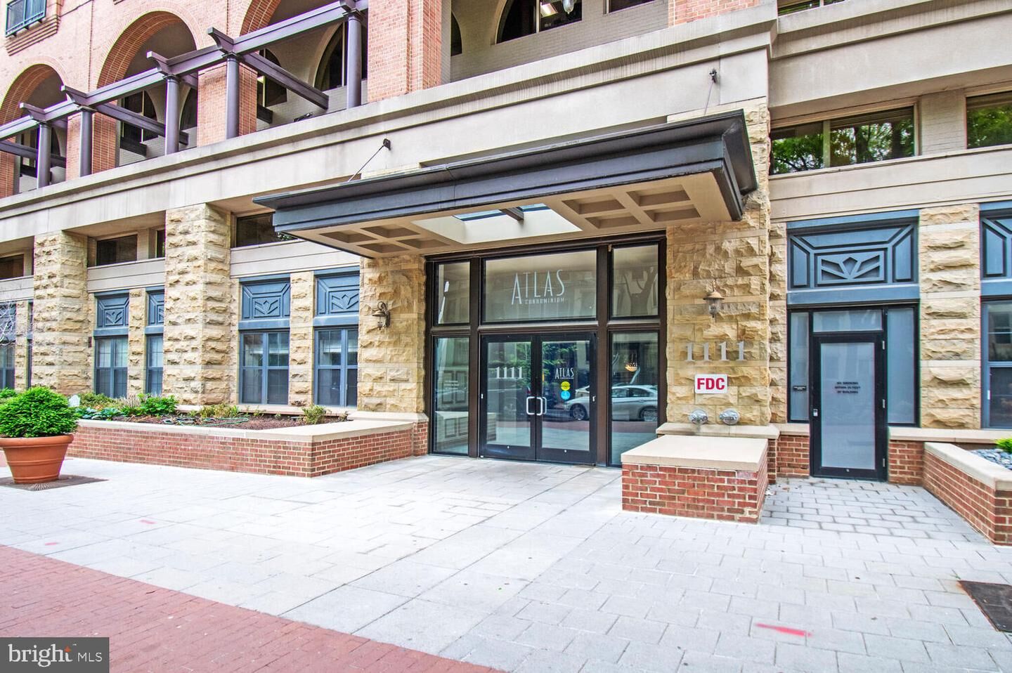 Property Photo:  1111 25th Street NW 404  DC 20037 