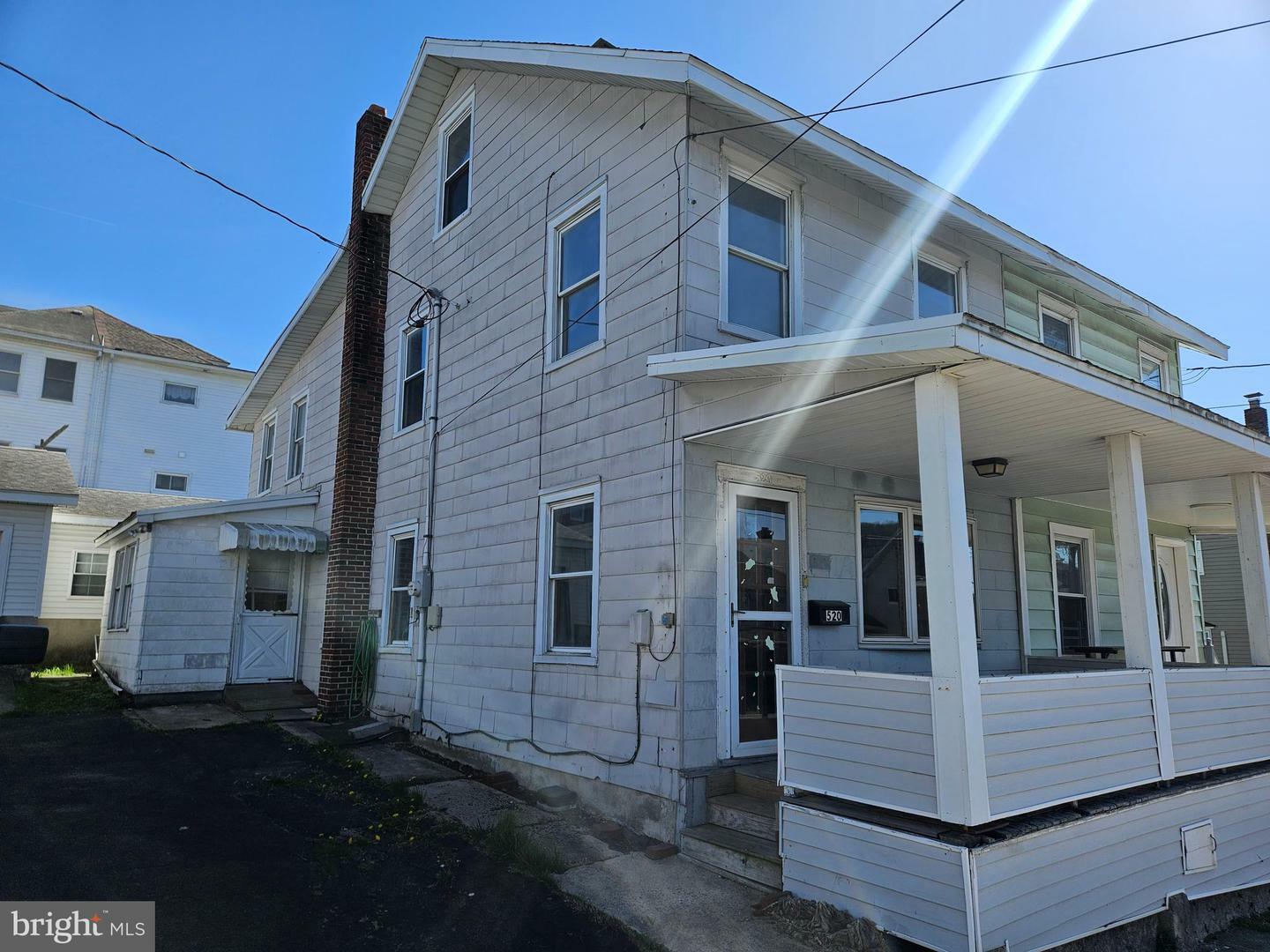 Property Photo: 520 E Patterson Street PA 18232