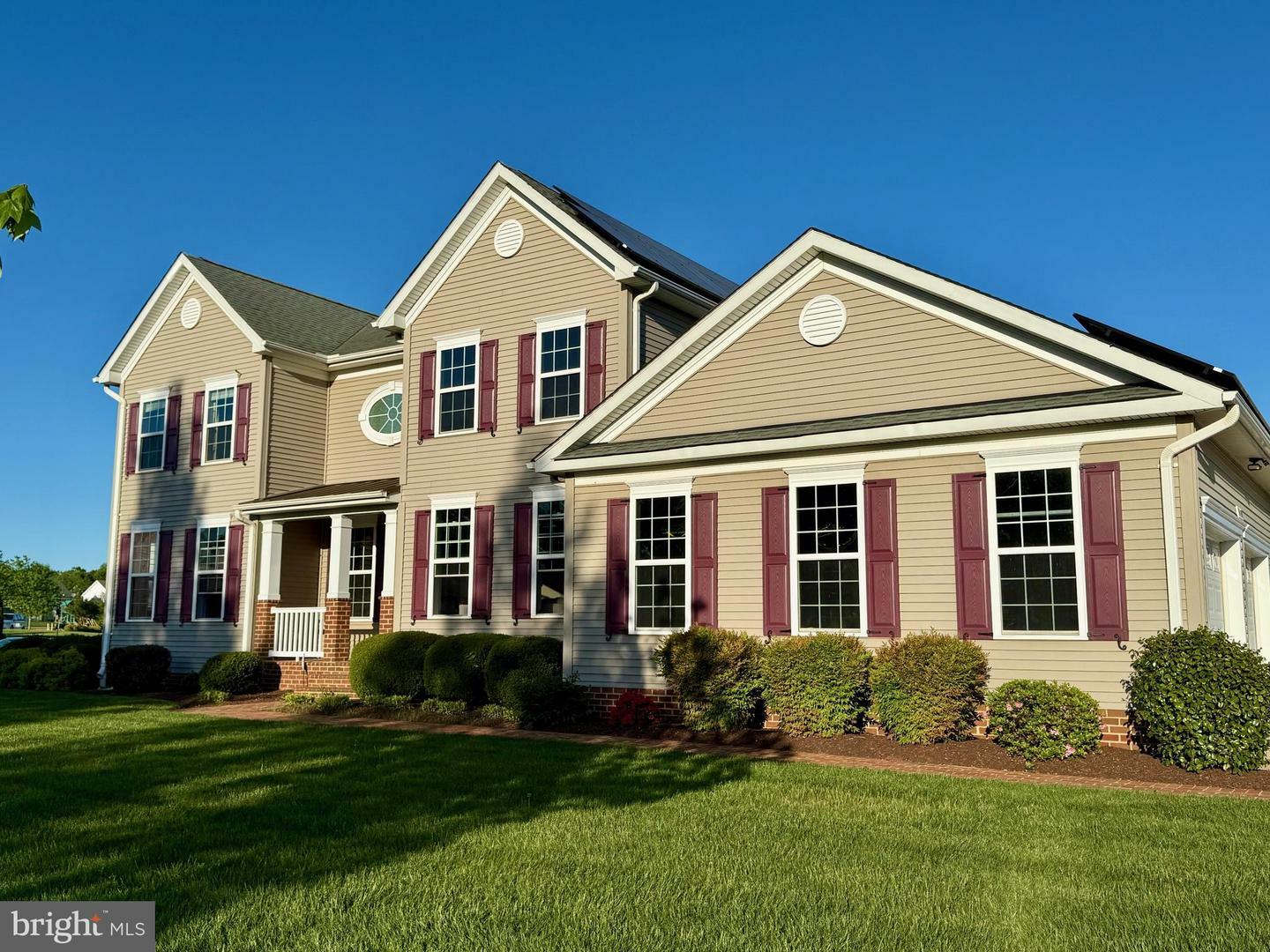Property Photo: 41430 Challedon Way MD 20650