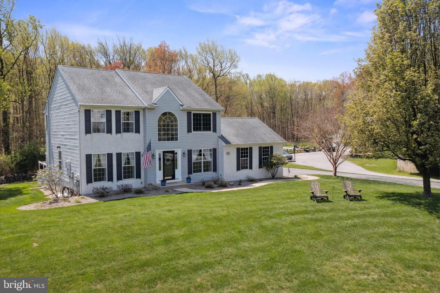 Property Photo: 1421 Deer Meadow Lane PA 19060