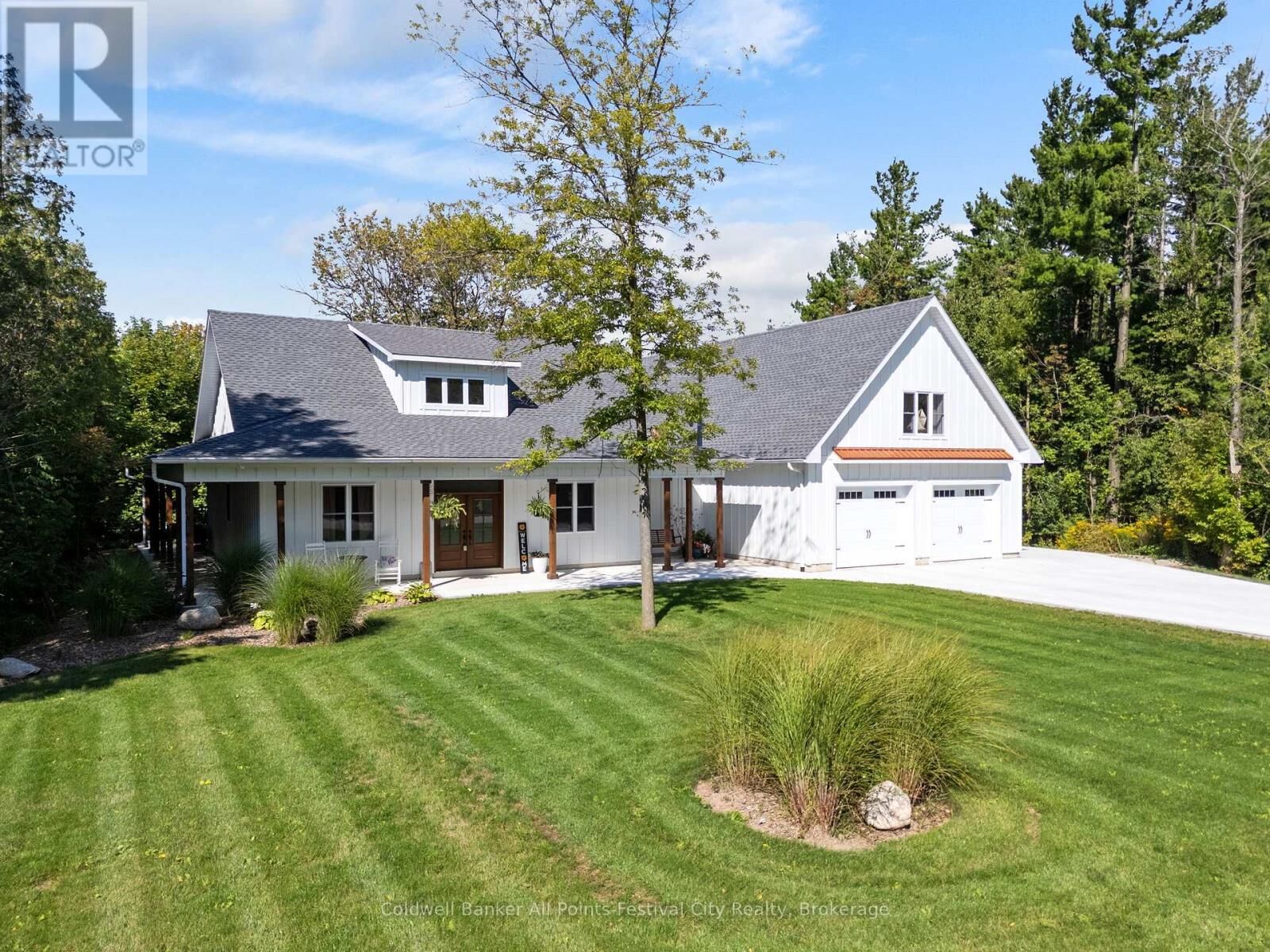 Property Photo:  81167 Grist Mill Line  ON N7A 3Y1 