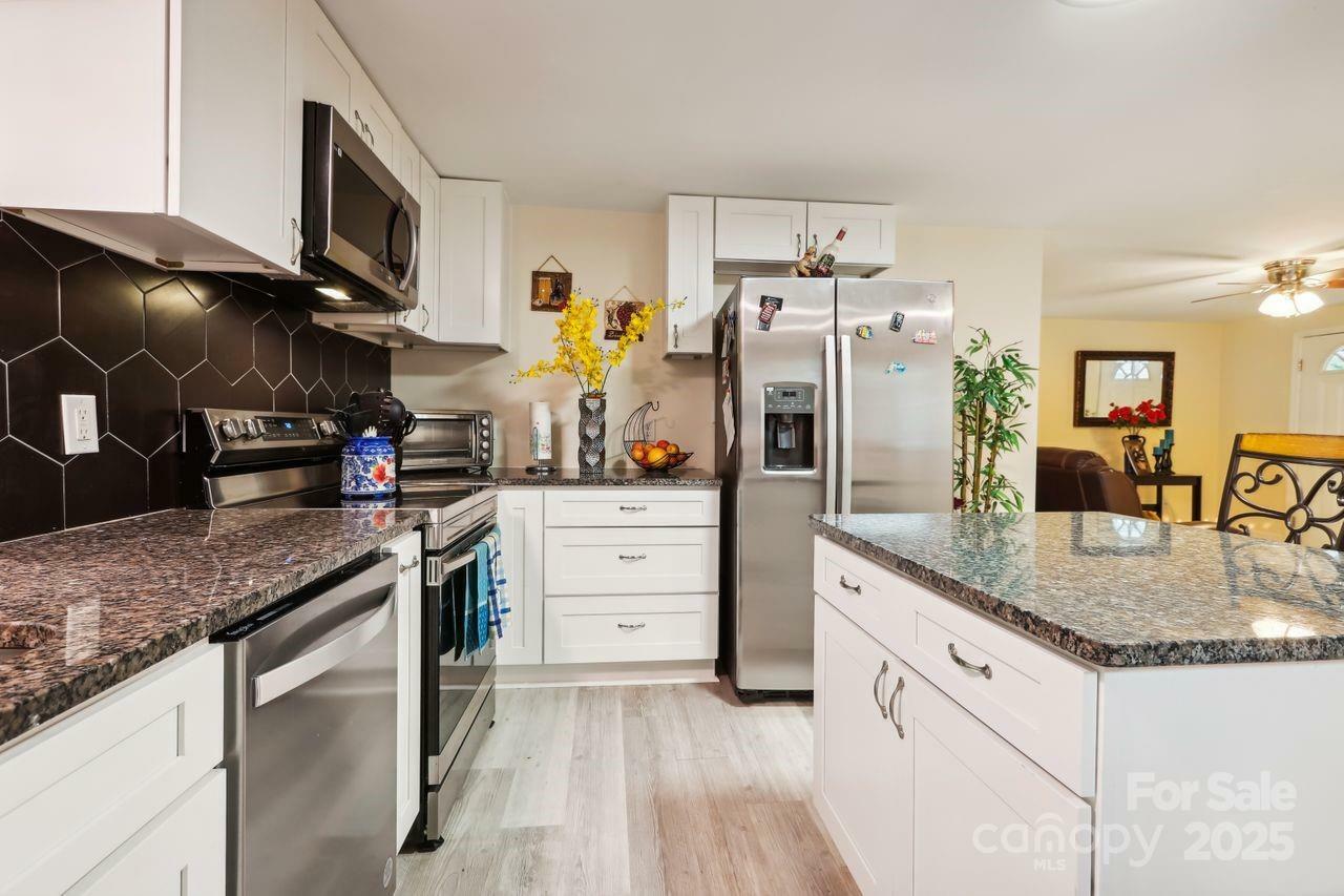 712 Grace Avenue  Kannapolis NC 28083 photo