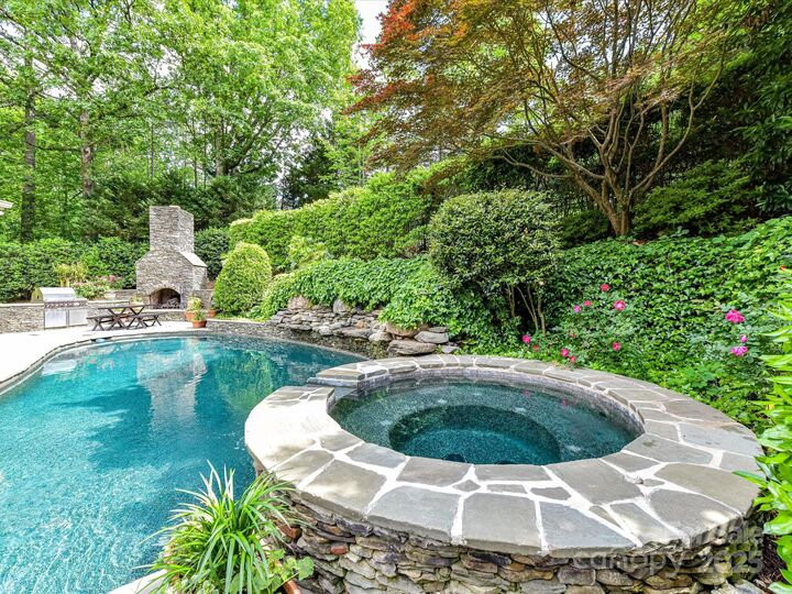 Property Photo:  14650 Trading Path Way  NC 28277