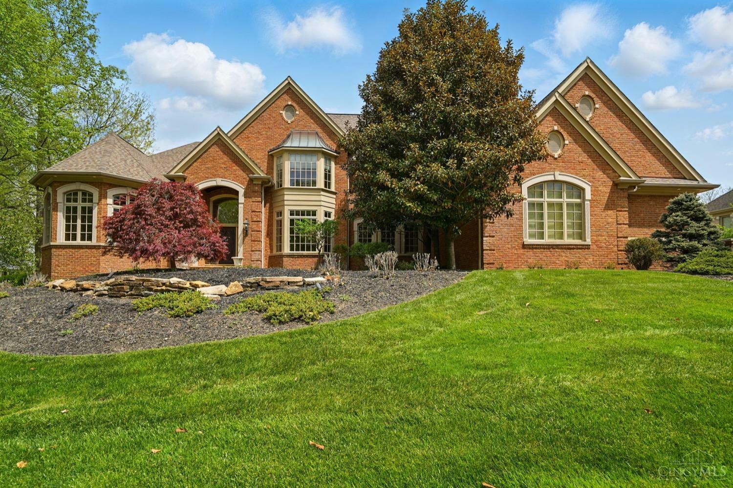 Property Photo: 889 Winding River Boulevard OH 45039