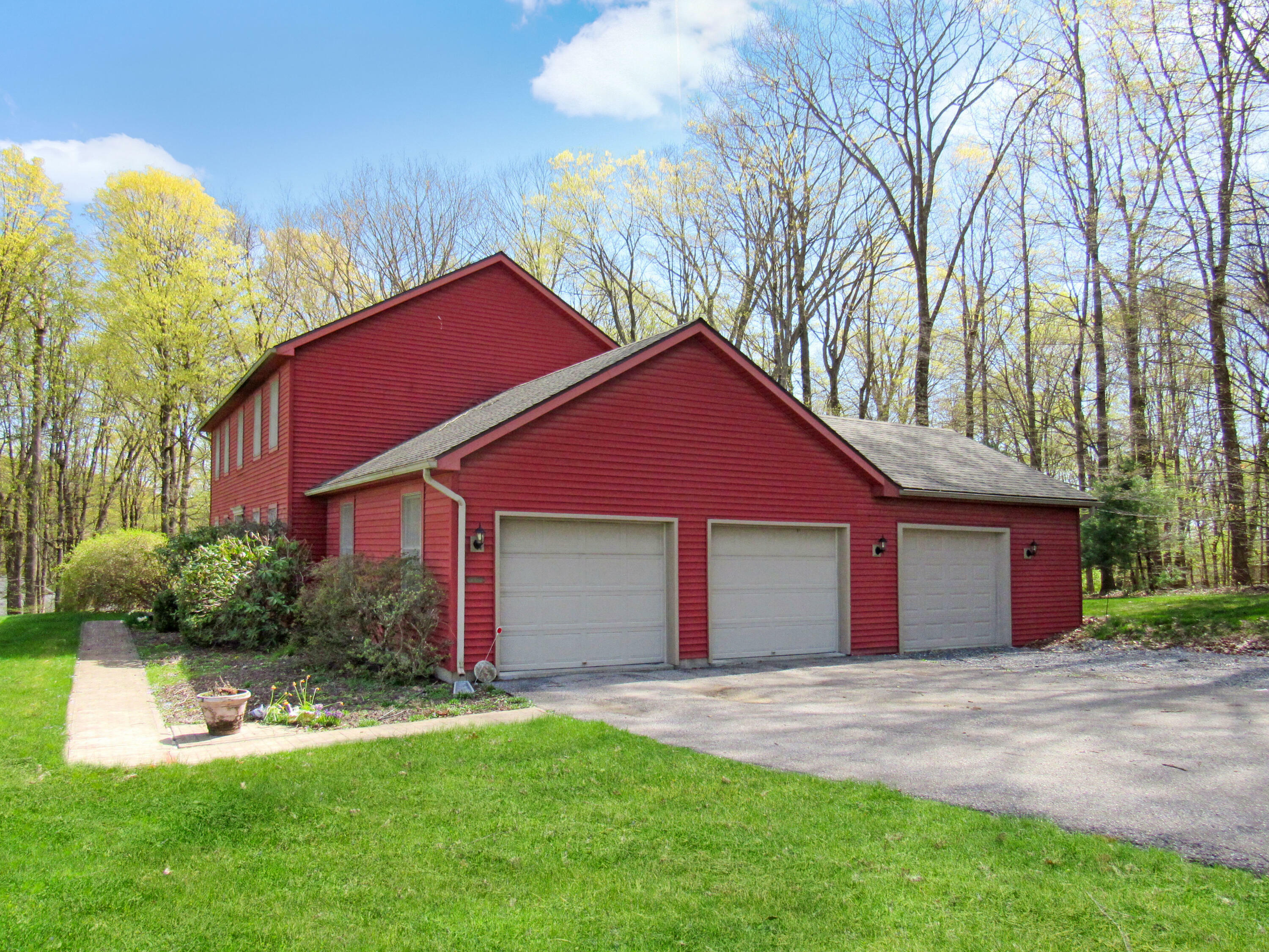 Property Photo: 1882 Carribean Rd PA 15801